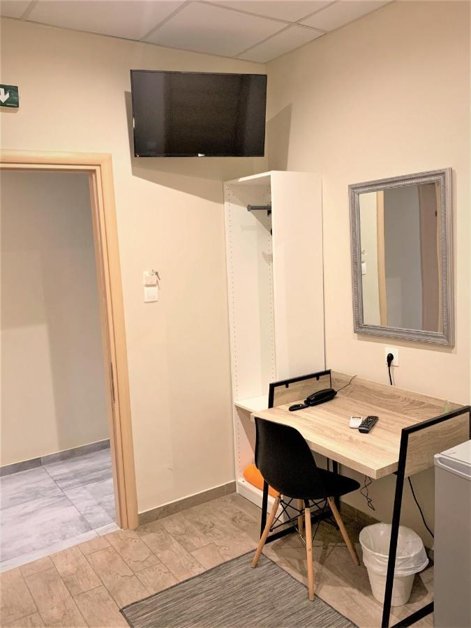 Achillion Hotel Πειραιάς Εξωτερικό φωτογραφία