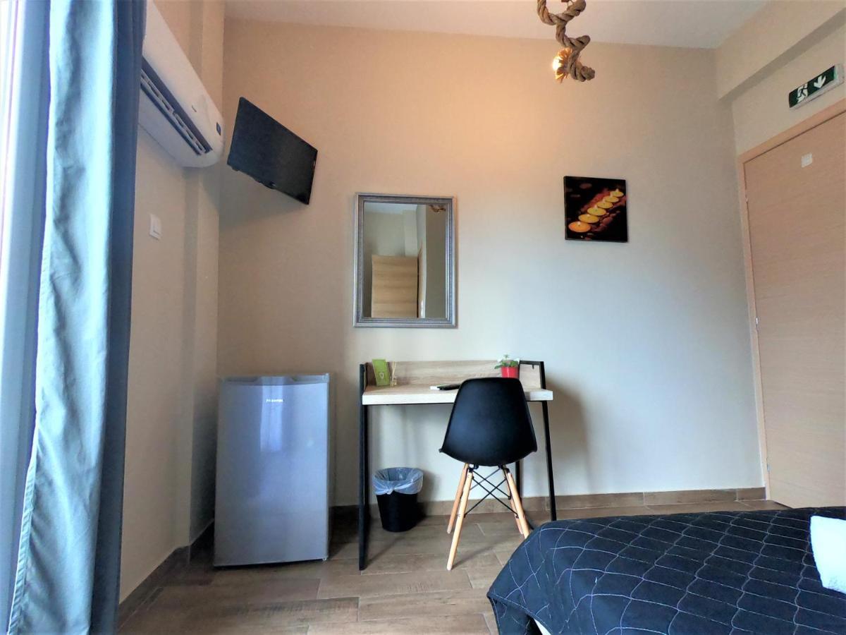 Achillion Hotel Πειραιάς Εξωτερικό φωτογραφία