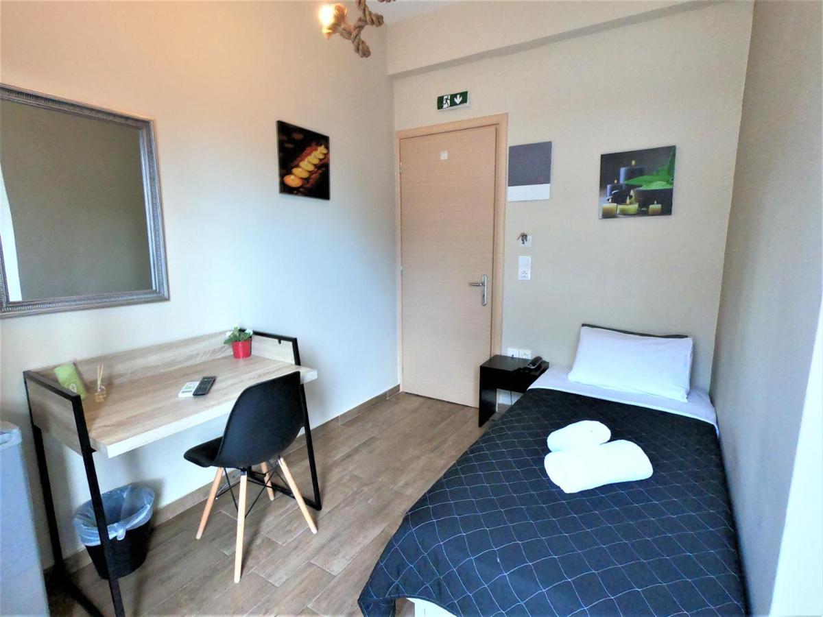 Achillion Hotel Πειραιάς Εξωτερικό φωτογραφία