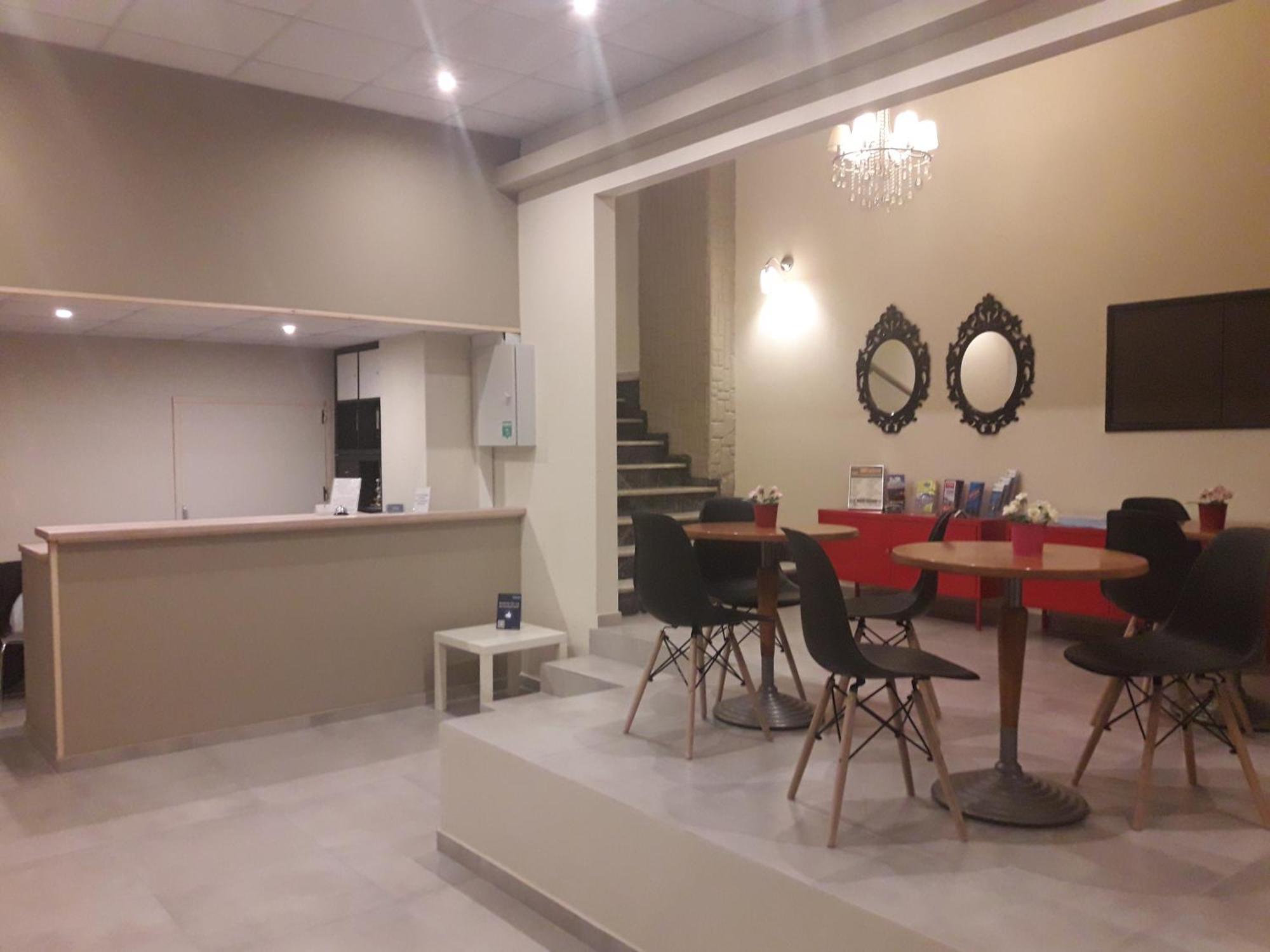 Achillion Hotel Πειραιάς Εξωτερικό φωτογραφία